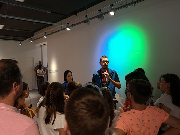Visita gratis a la colección